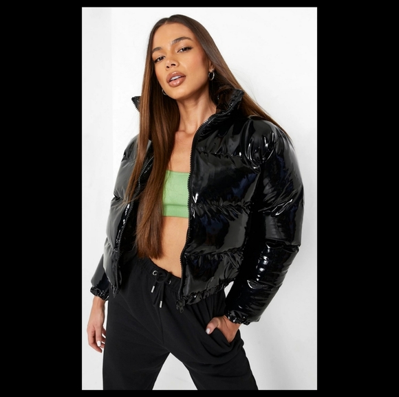 💋BOOHOO HIGH SHINE FUNNEL NECK PUFF COAT!